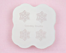Load image into Gallery viewer, Snowflake Stud Earrings Jewelry Mold
