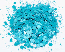 Load image into Gallery viewer, Bluebell Chunky Metallic Glitter
