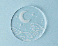 Load image into Gallery viewer, Crescent Moon Above Wave Mold
